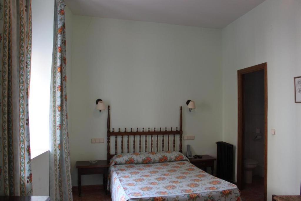 Hotel Rey Nino Ávila Zewnętrze zdjęcie